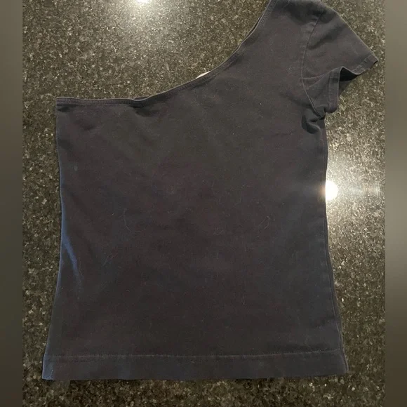 Betty Blue One Shoulder Black Shirt, Size XS - Picture 6 of 6
